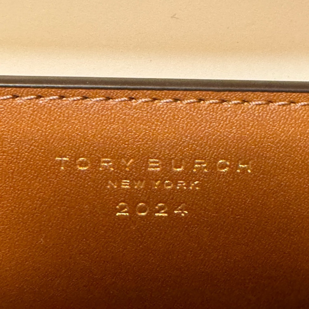 Authentic Tory Burch Eleanor rectangular bag, limited edition 2024 dragon new - Picture 11 of 11
